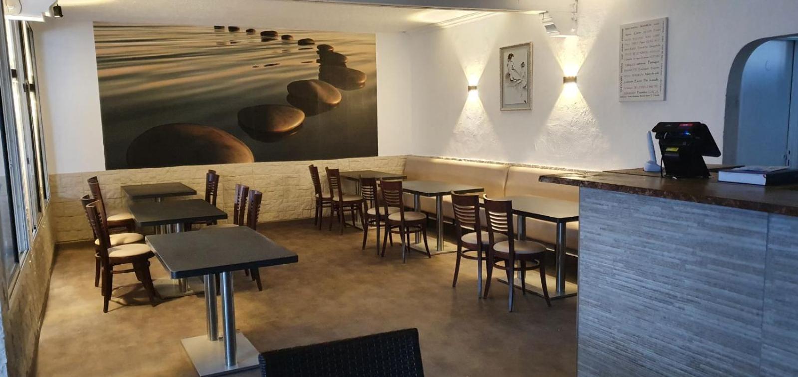 Hotel Restaurant Calypso Fos-sur-Mer Exteriör bild