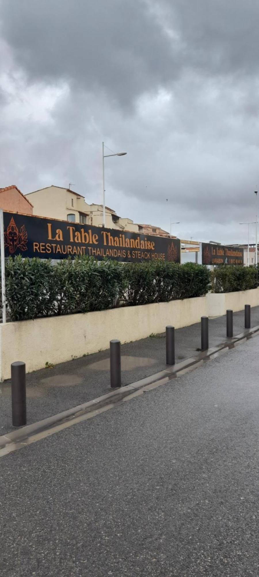Hotel Restaurant Calypso Fos-sur-Mer Exteriör bild